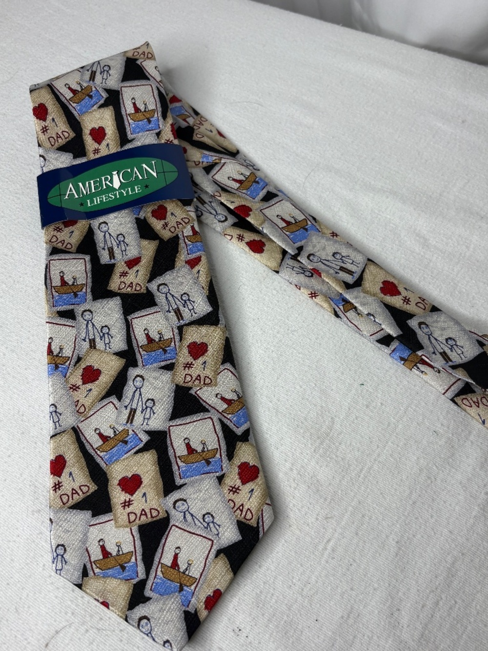 NEW American Lifestyle NeckTie #1 Dad Drawling Photo Frame All Silk NWT Novelty